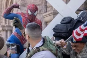 aktivis-anti-islam-dipukul-‘spider-man’-hingga-ditangkap-polisi-saat-gelar-aksi-di-minneapolis