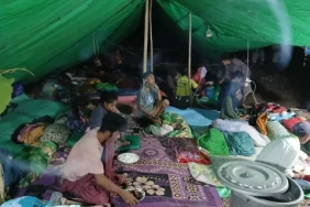 warga-terdampak-gempa-ntt-masih-bertahan-di-tenda-tradisional,-trauma-belum-pulih