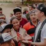 deretan-artis-bantu-korban-gempa-ntt,-ada-yang-galang-donasi-hingga-terjun-langsung