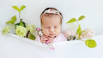 150-nama-bayi-terinspirasi-sakura-dan-artinya-untuk-anak-laki-laki-dan-perempuan
