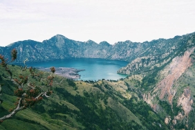 letusan-gunung-samalas-1257-di-lombok-yang-memicu-krisis-besar-di-eropa