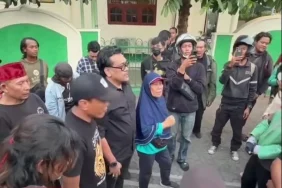 bertubi-tubi-dapat-intervensi,-aliansi-masyarakat-pati-cari-perlindungan-ke-kediaman-gus-dur