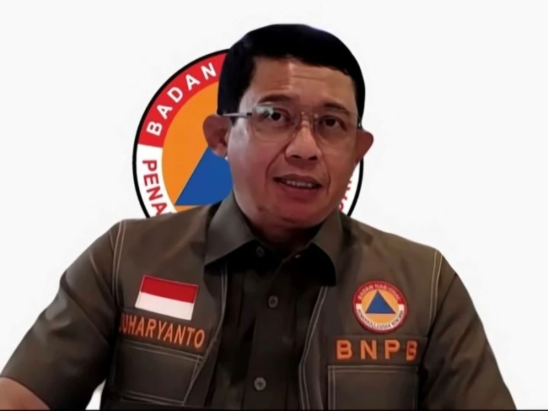 data-terbaru-gempa-ntt:-100-orang-meninggal-dunia,-180.327-warga-mengungsi