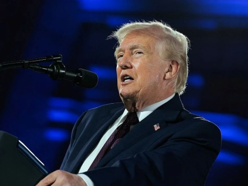 trump-berencana-naikkan-tarif-impor-mobil-kanada-jadi-50-persen-mulai-2027