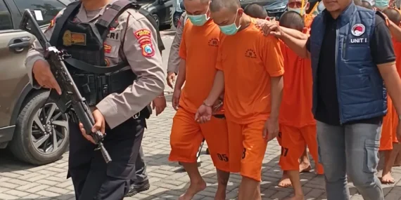 Operasi Tumpas Narkoba Semeru di Gresik Ungkap 14 Kasus, 17 Tersangka Diciduk