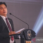 yusril-tegaskan-tak-pernah-perintahkan-pembekuan-rekening-aktivis-pati