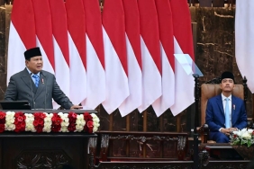 di-balik-emoji:-seperti-apa-bahasa-politik-warganet-dalam-merespons-pidato-prabowo?