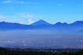 bandung-berdiri-di-atas-danau-purba,-bisa-perkuat-guncangan-gempa?