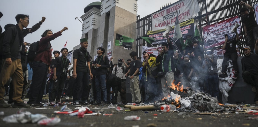 solidaritas-terhadap-demonstran-mencerminkan-keresahan-publik-terhadap-kondisi-negara