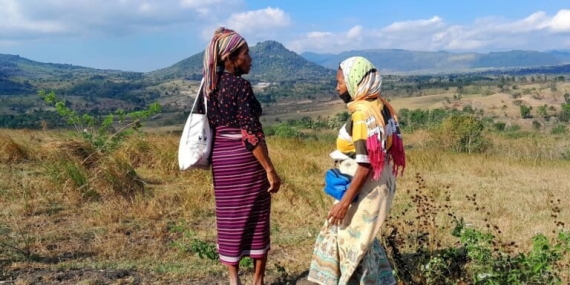 cerita-para-perempuan-penjaga-kampung