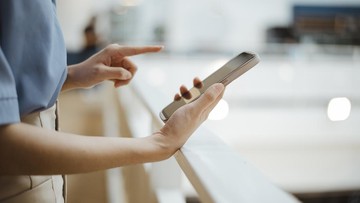 ciri-ciri-kepribadian-orang-yang-malas-terima-telepon-dan-lupa-kirim-pesan-balik