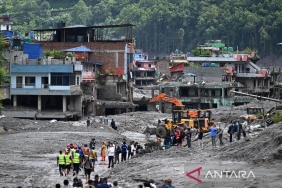delapan-warga-rusia-hilang-di-zona-bencana-perbatasan-china-nepal