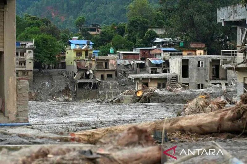 pemerintah-nepal-evakuasi-184-turis-asing-pasca-banjir-bandang