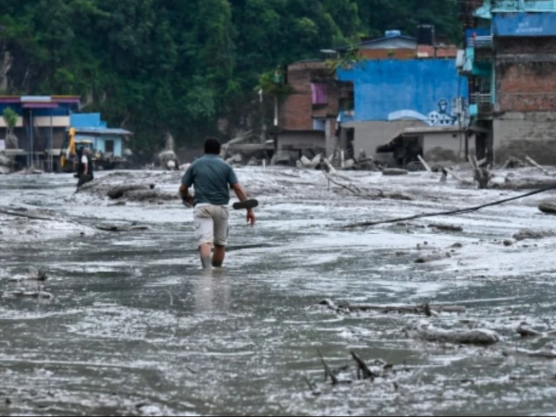 banjir-nepal-china,-579-korban-meninggal-dunia,-2.400-orang-hilang