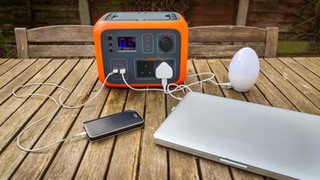5-rekomendasi-portable-solar-generator-untuk-cadangan-listrik-di-rumah