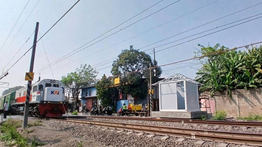 kai-properti-genjot-keselamatan-perlintasan:-154-gardu-jpl-sudah-terbangun
