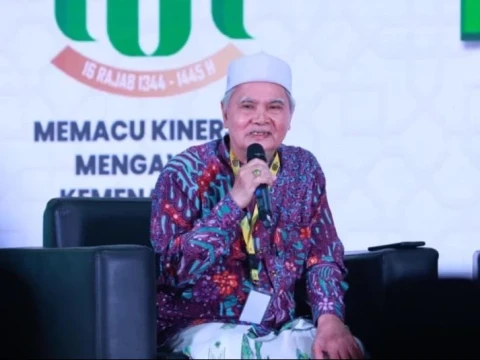 profil-kh-afifuddin-muhajir,-ulama-ahli-ushul-fiqih-yang-jadi-anggota-ahwa
