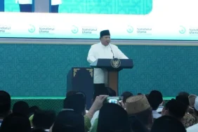 sah-jadi-warga-nu,-prabowo-resmi-terima-kartanu-di-penutupan-muktamar
