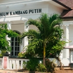 museum-kambang-putih-tuban,-menjelajah-saksi-bisu-kejayaan-maritim-tuban-hingga-kisah-koes-plus