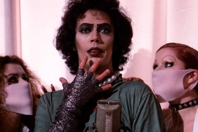 remembering-tim-curry,-the-actor-who-could-disappear-into-almost-any-role