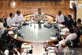 seskab:-presiden-prabowo-gelar-rapat-bahas-hunian-layak-dan-terjangkau