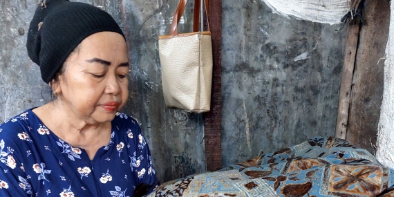 batik-hijau-lebih-ramah-lingkungan,-tapi-sudah-lebih-adilkah-bagi-pekerja-perempuan?