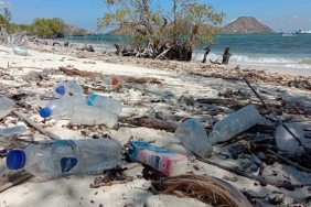 mencari-solusi-pengelolaan-sampah-di-pulau-pulau-kecil