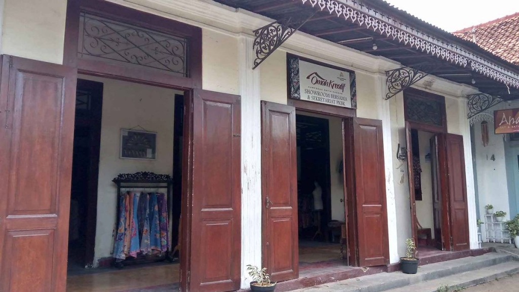 kampung-batik-kauman,-kampung-kreatif-unesco-di-jantung-kota-pekalongan