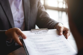 qualified-but-overlooked:-how-bias-keeps-indigenous-job-seekers-from-getting-hired