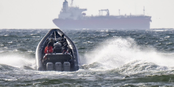 inside-the-booming-‘shadow-fleet’-industry-keeping-rogue-states-afloat