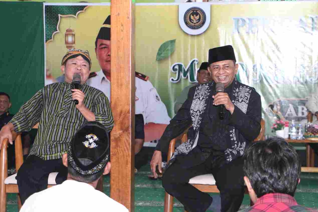 abah-kirun-dan-kadir-sambangi-lapas-madiun,-bawa-pesan-perubahan-untuk-warga-binaan