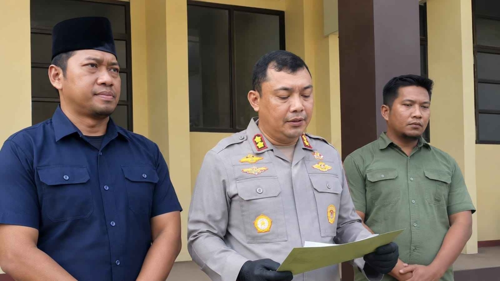 polisi-tangkap-pelaku-jambret-emas-rp-1,1-miliar