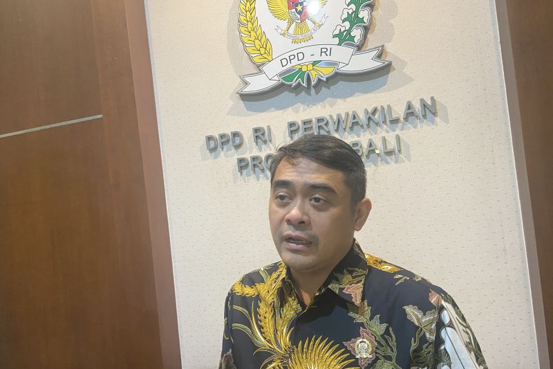 badan-kehormatan-dpd-akan-panggil-arya-wedakarna