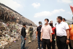 tpa-putri-cempo-solo-terbakar-lagi,-risiko-yang-terus-diderita-warga