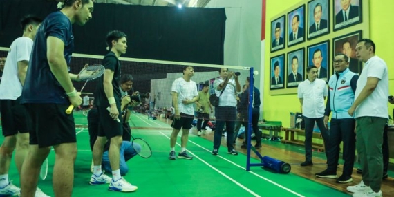 menpora-imbau-tim-bulu-tangkis-fokus-persiapan-asian-games-2026