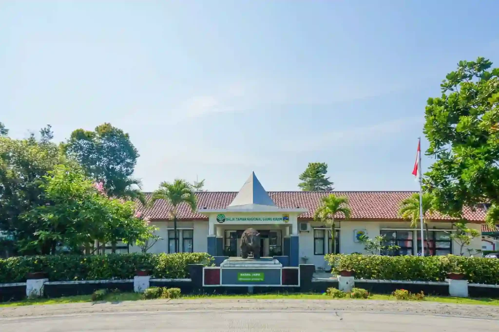 kesaksian-erupsi-anak-krakatau-dari-taman-nasional-ujung-kulon-yang-berjarak-50-kilometer