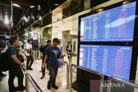 penutupan-bandara-dampak-gunung-anak-krakatau-diperpanjang-sampai-pukul-23.59-wib