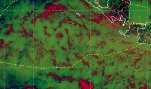 bmkg:-erupsi-gunung-anak-krakatau-level-siaga,-abu-vulkanik-menyebar-hingga-jawa-barat