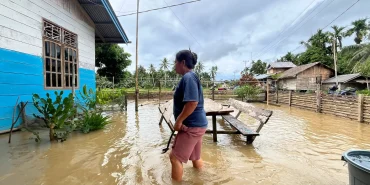 bagaimana-perempuan-suku-siberut-bertahan-ketika-hutan-mereka-dibabat-dan-makanan-hilang