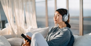 7-ciri-kepribadian-orang-yang-lebih-suka-menyendiri-untuk-recharge-energi