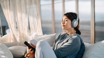 7-ciri-kepribadian-orang-yang-lebih-suka-menyendiri-untuk-recharge-energi