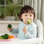 6-kebiasaan-orang-tua-untuk-membuat-anak-suka-makan-sayur-tanpa-paksaan