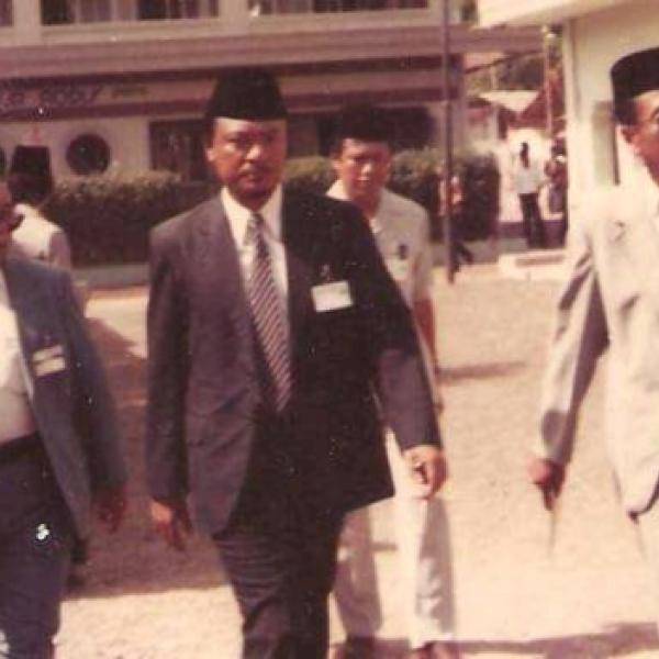 jika-gus-dur-hadir-di-muktamar-nu
