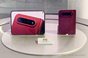 xiaomi-18-fold-resmi-rilis,-hp-lipat-seukuran-paspor-dan-dibekali-chip-xring-o3