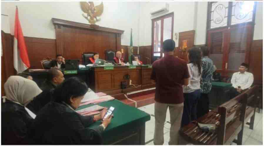 sidang-penipuan-pinjaman-digital-di-surabaya,-terdakwa-disebut-gunakan-identitas-orang-lain