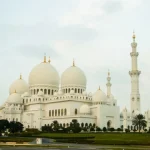 bolehkah-masjid-wakaf-dialihfungsikan-menjadi-tempat-usaha?-ini-tinjauan-fiqih