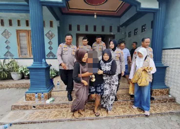 anak-14-tahun-kerap-tak-terkendali-dan-pukul-ibu,-polisi-gresik-turun-tangan