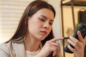 karakter-orang-yang-sering-unggah-curhatan-sedih-di-media-sosial-menurut-pakar