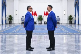 manuver-syahdu-dua-partai-biru?